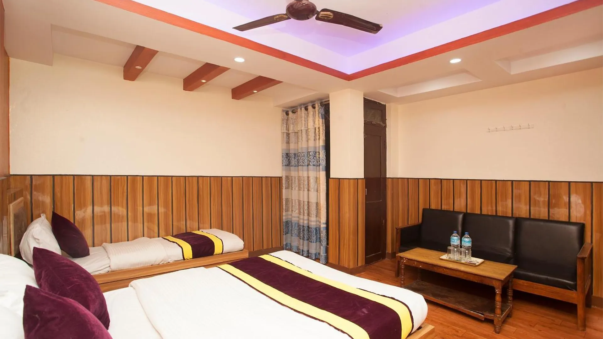 Oyo 814 Machhapuchhre Hotel Κατμαντού