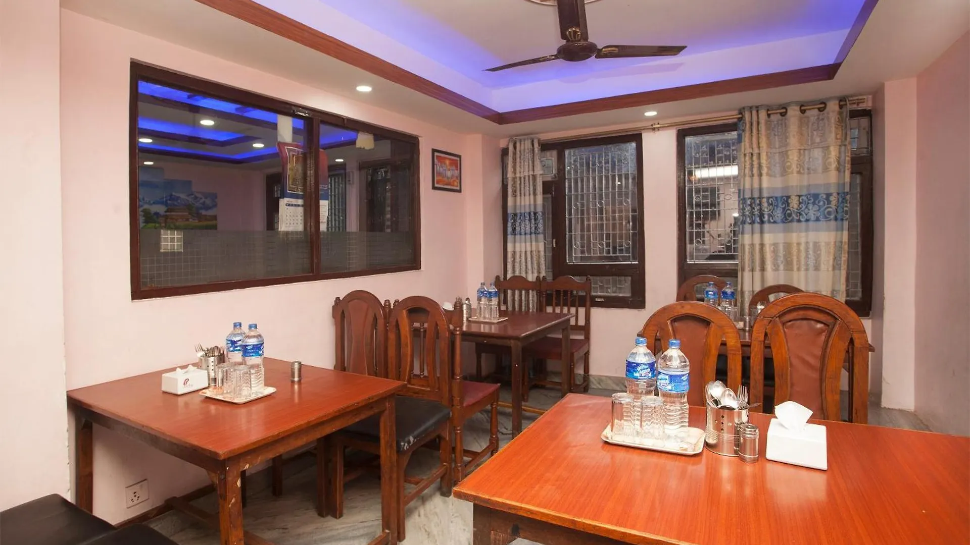 Oyo 814 Machhapuchhre Hotel Κατμαντού